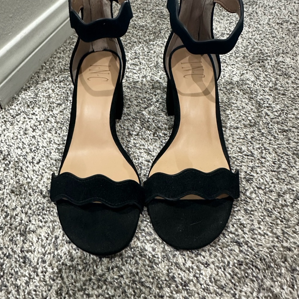 INC 2” Heel with scallop design size 6.5 worn once